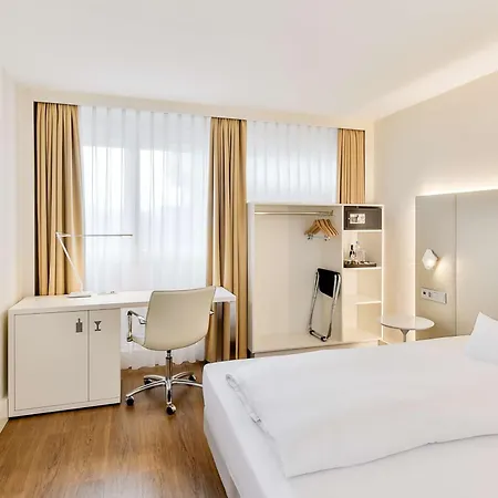 فندق إن إتش 4*